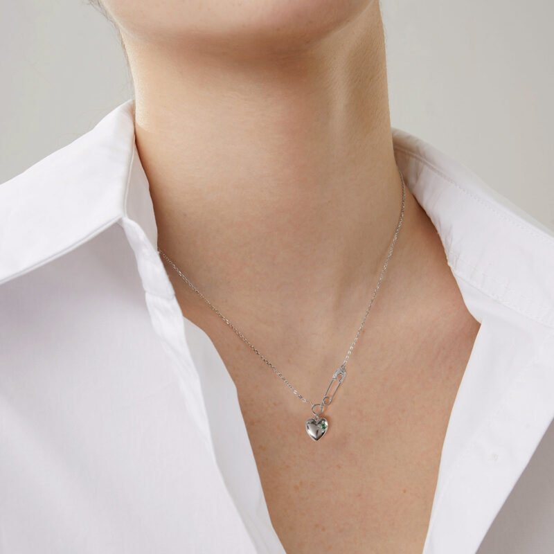 Cool Necklace Women's Fashion S925 Silver Emerald Heart Pendant Paper Clip - Image 3
