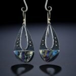 Vintage Elegant Resin Dangle Earrings For Women Fashion Bohemian Long Hollow Water Drop Triangle Drop Earring Jewelry Z5D396